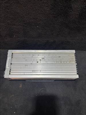 BMW E90/91/92/93 Logic7 erősítő  9126791