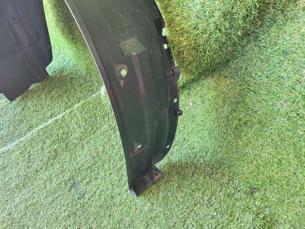 SUZUKI SWIFT IV Jobb első Dobbetét (Kerékjárati, Műanyag) 7232168L0 9. kép