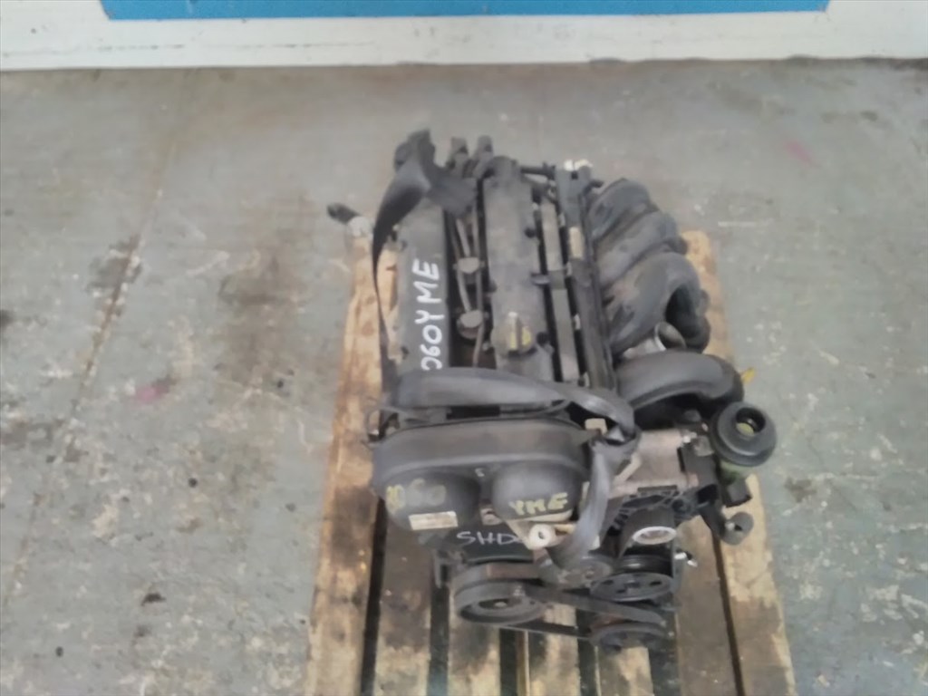 Ford SHDC bontott motor  3. kép