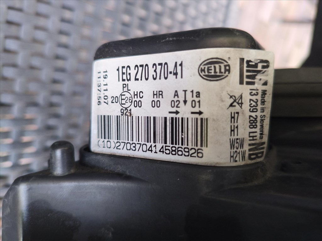 Opel Astra H bal első fényszóró 13239288 4. kép
