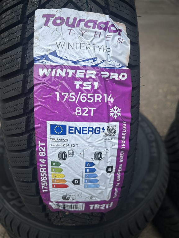 4db 175/65×14″ Tourador téli új gumiabroncs. (3695409) 2. kép