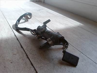 SUZUKI SWIFT 96-05 Gyújtáskapcsoló