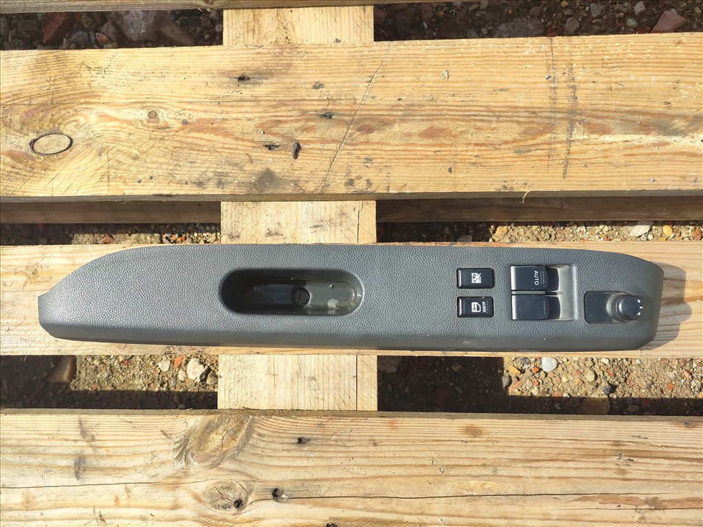 Opel Agila B bal első ablakemelő kapcsoló 62j101578t 8372251k70 1. kép