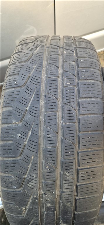  5x120 lyukosztású 17" használt (gyári felni) alufelni, rajta 225/50 használt Pirelli téli gumi 5. kép