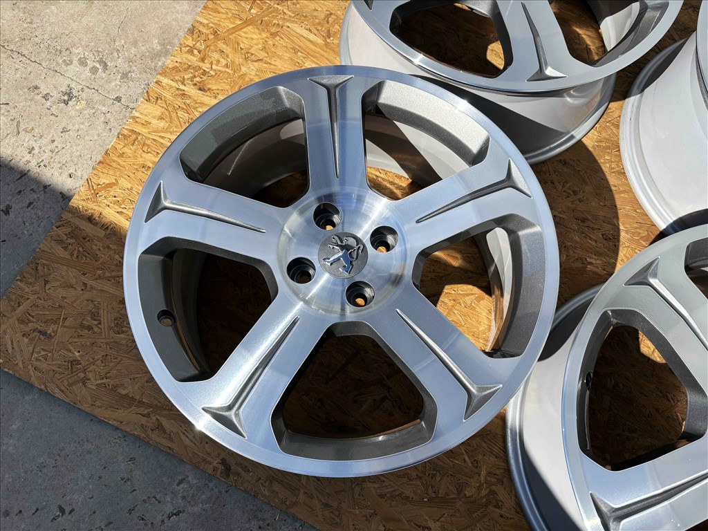 Peugeot 18" 4x108 gyári alufelni eladó 18 coll 3. kép