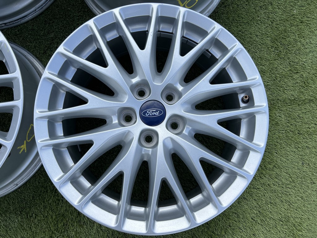 5x108 17" Ford gyári alufelni 7Jx17h2 ET50 3. kép