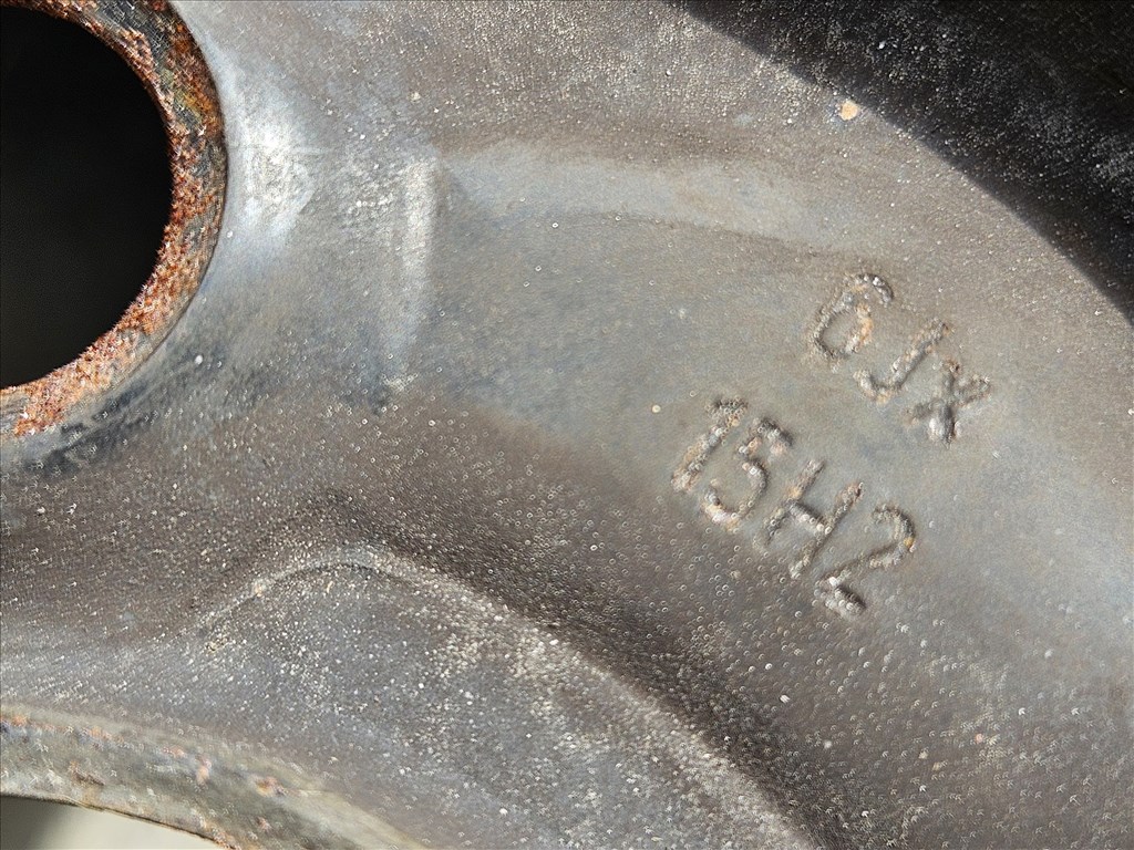  5x100 15" lemezfelni pár Hankook nyári gumikal (18987, 26168) 6. kép