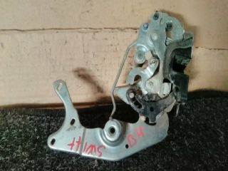 Suzuki Swift II Bal hátsó Ajtózár *73005*