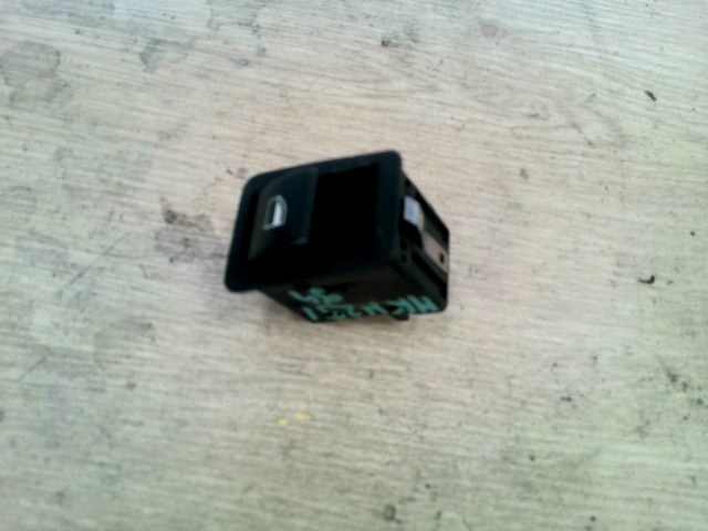 BMW E46 98-05 Bal hátsó ablakemelő kapcsoló 1. kép