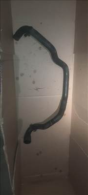 Ford Focus Mk3 Focus DXB 1.5 TDCI vízcső 8v618286ke