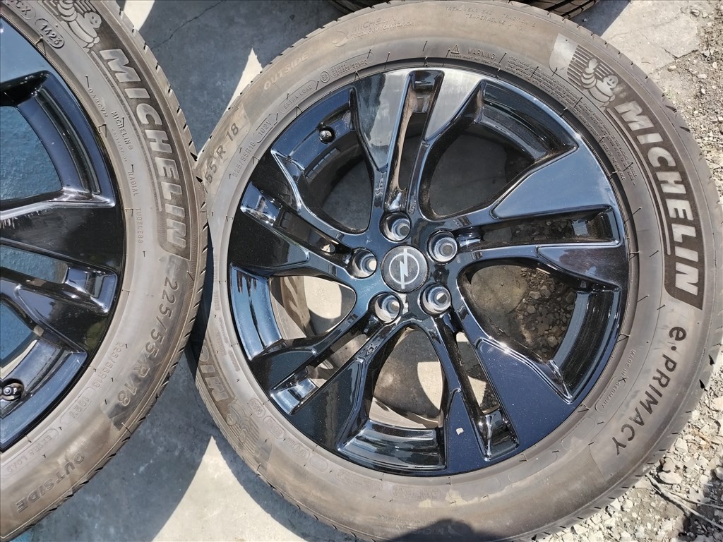  Opel Grandland X 5x108 18" (gyári felni) alufelni, 225/55 Michelin nyári gumi 3. kép