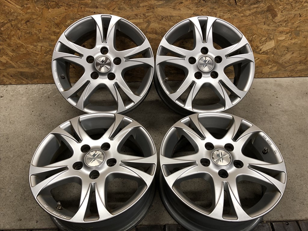  5x114.3 lyukosztású 6J x 15" újszerű Fondmetal alufelni Kia Hyundai szenzoros 1. kép