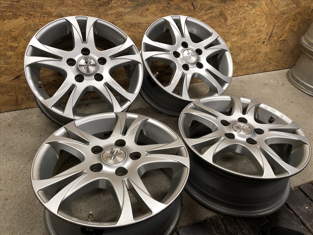  5x114.3 lyukosztású 6J x 15" újszerű Fondmetal alufelni Kia Hyundai szenzoros 5. kép