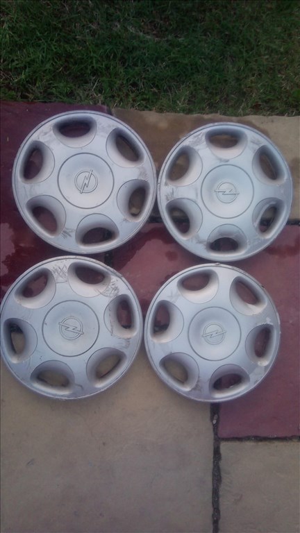 Opel Corsa B Dísztárcsa  1. kép