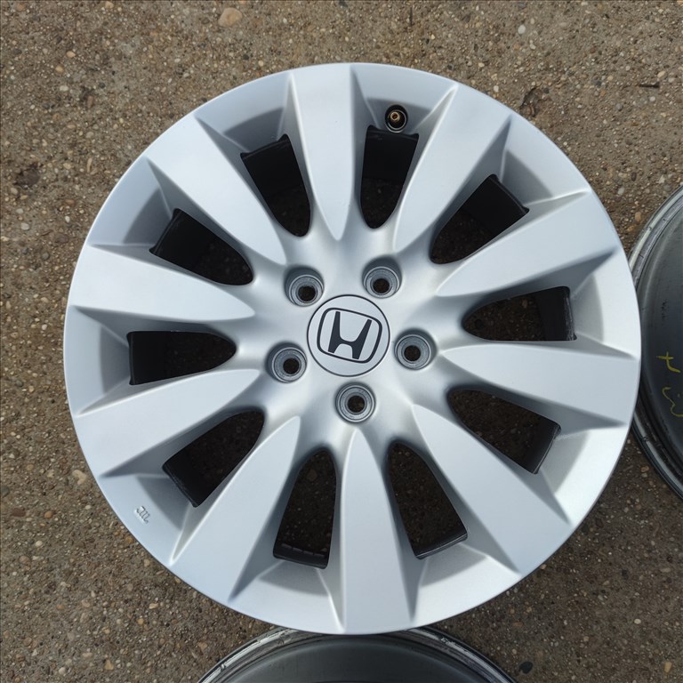 5x114,3 17 Gyári Honda alufelni 100000ft a 4db/240/ 3. kép