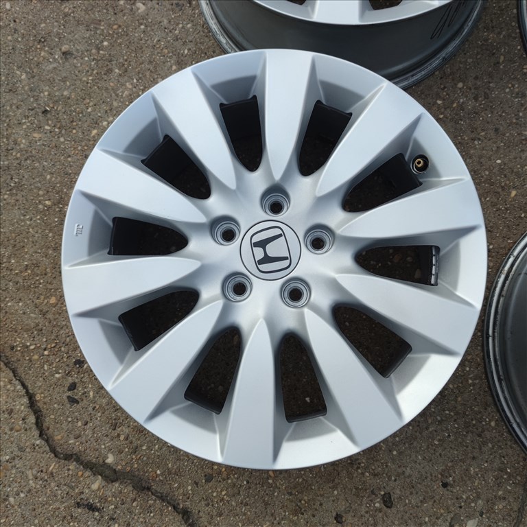 5x114,3 17 Gyári Honda alufelni 100000ft a 4db/240/ 4. kép