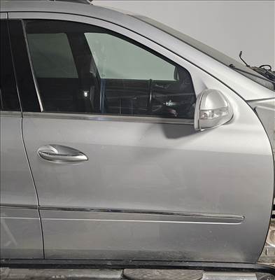 Mercedes GL -osztály X164 Ajtó jobb első 2006-tól