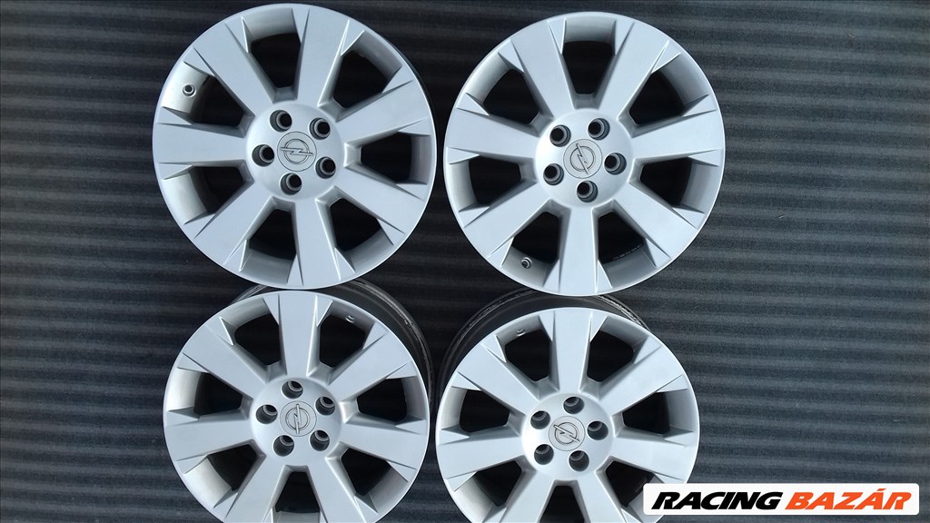 5x110 lyukosztású 7JJ 17" felújított (gyári felni) gyári Opel alufelni 1. kép
