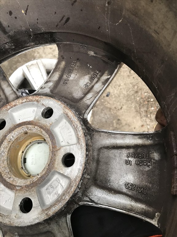 Skoda Octavia II FL / R15 alufelni 2. kép