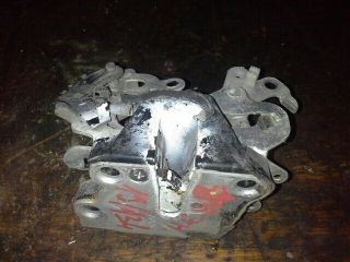 Suzuki Swift II Jobb hátsó Ajtózár *68297* 1. kép