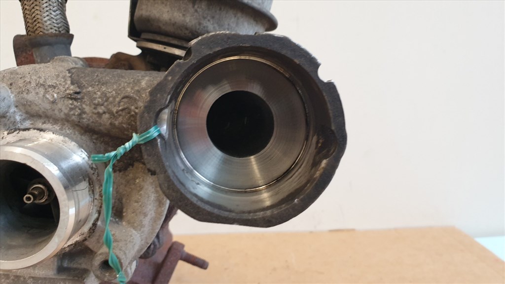 511943 Audi A3, 1.9 PD, 2007, Turbó, GT 1646 F, 038253014F, 751851-3. 6. kép