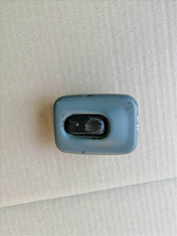 Mazda B 2500 Jobb hátsó ablakemelő Kapcsoló  1. kép