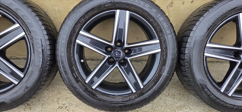  5x112 lyukosztású 18" használt alufelni, rajta 235/60 használt gumi  2. kép