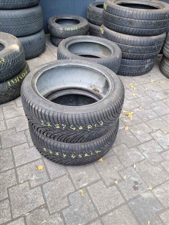  225/4517" újszerű Kleber Krisalp HP3 téli gumi 2db  1. kép