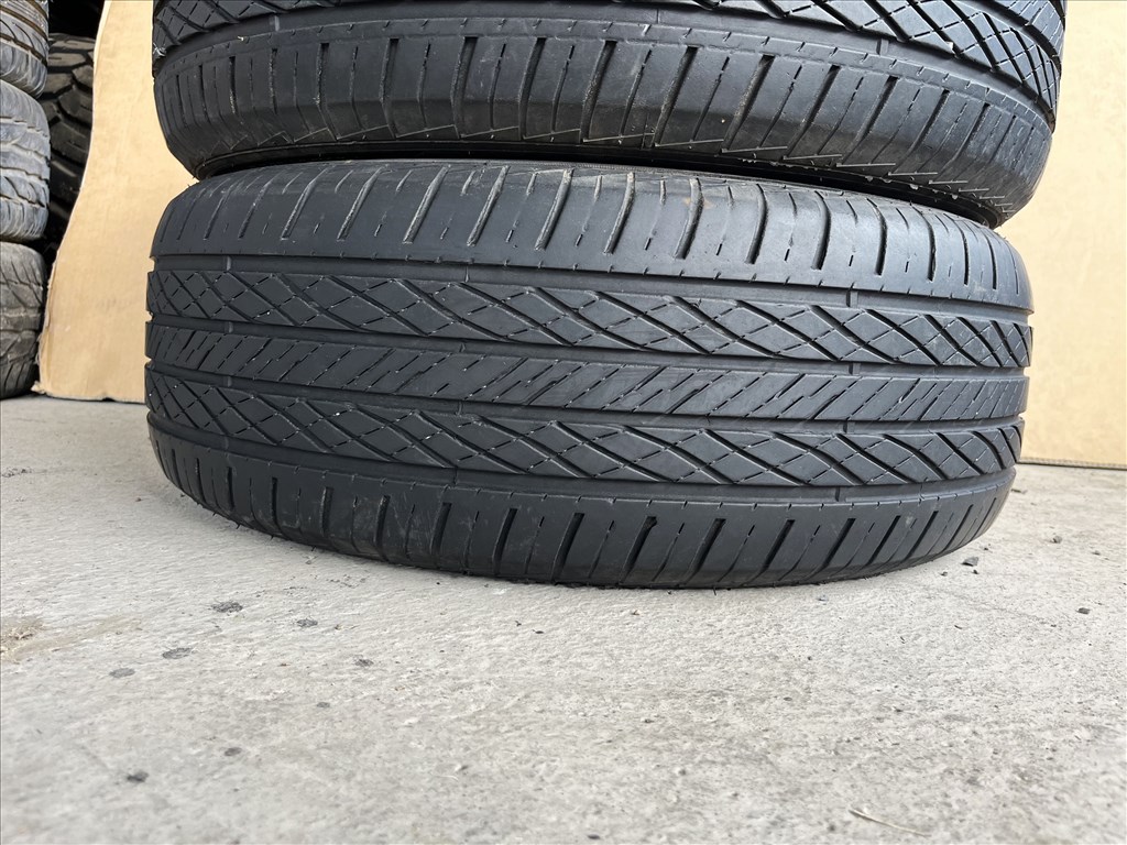 235/60 r18 Tracmax 2020 nyárigumi 2db eladó 235/60r18 2. kép