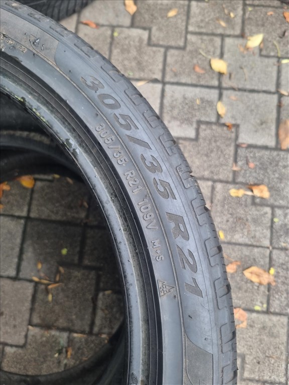  305/3521" újszerű Pirelli Sottozero Winter téli gumi 2db  6. kép