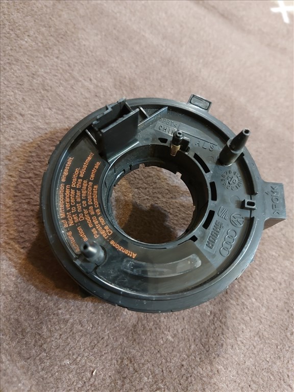 Skoda Fabia I, Audi A3(8L), A4(B5 - 8D), VW Passat B5, Sharan I légzsák átvezető szalag kábel 1. kép