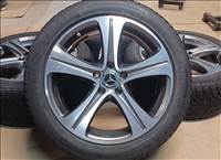 Mercedes W213 E 5x112 8x18 245/45 R18 téli gumikkal 4db