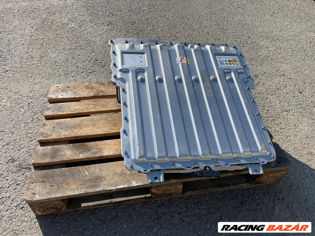BMW 3 (F30, F31, F80) 330e 2.0 252 LE  hybrid akkumulátor  61278618861 61278686084 4. kép