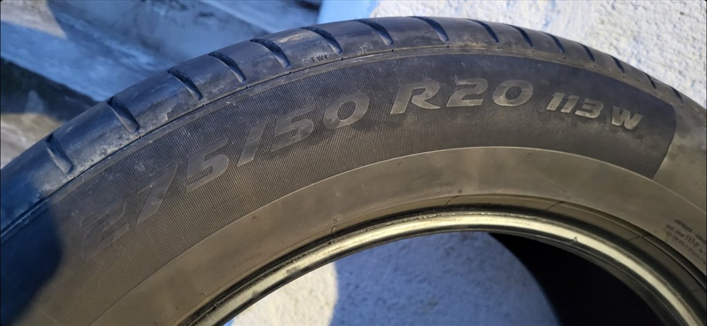  275 50 20 113 W PIRELLI P ZERO M0-S ZAJCSÖKKENTŐS DOT 1119 5-6MM 8. kép