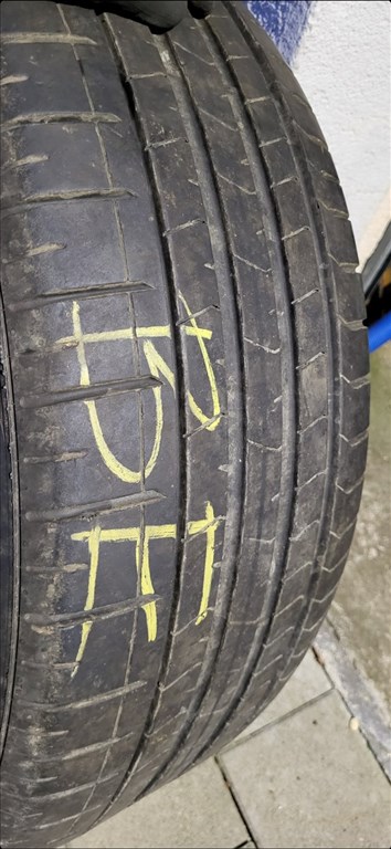  275 50 20 113 W PIRELLI P ZERO M0-S ZAJCSÖKKENTŐS DOT 1119 5-6MM 13. kép