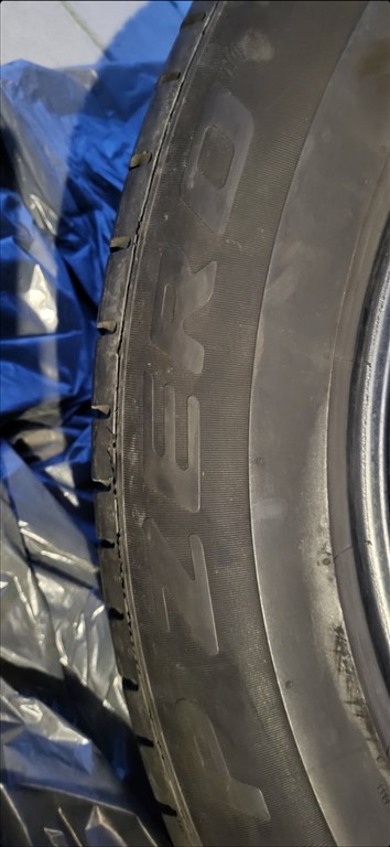  275 50 20 113 W PIRELLI P ZERO M0-S ZAJCSÖKKENTŐS DOT 1119 5-6MM 14. kép