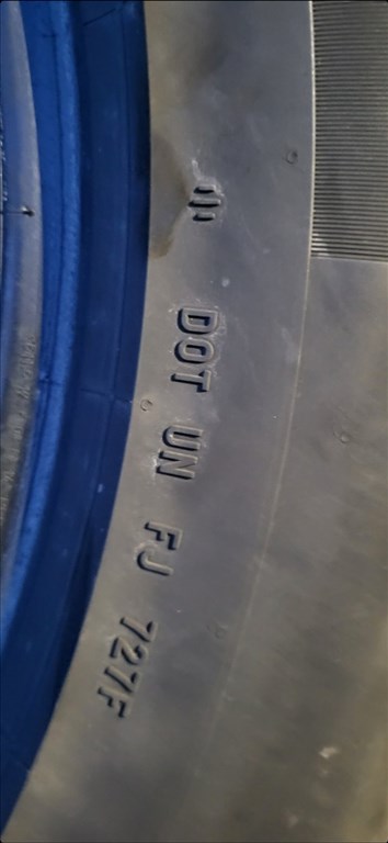  275 50 20 113 W PIRELLI P ZERO M0-S ZAJCSÖKKENTŐS DOT 1119 5-6MM 15. kép