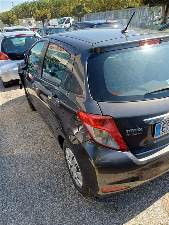 Eladó Toyota Yaris 1.4 D-4D (1364 cm³, 90 PS) 9. kép