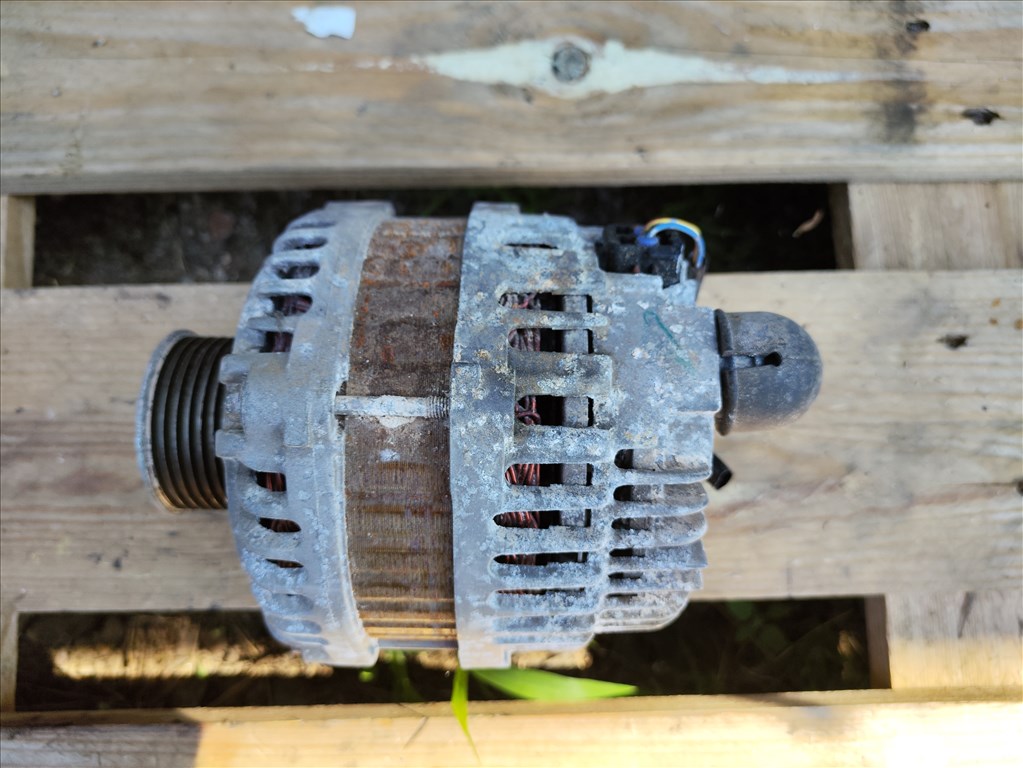 Nissan Qashqai (J10) 1.6 generátor  23100bc00a 1. kép