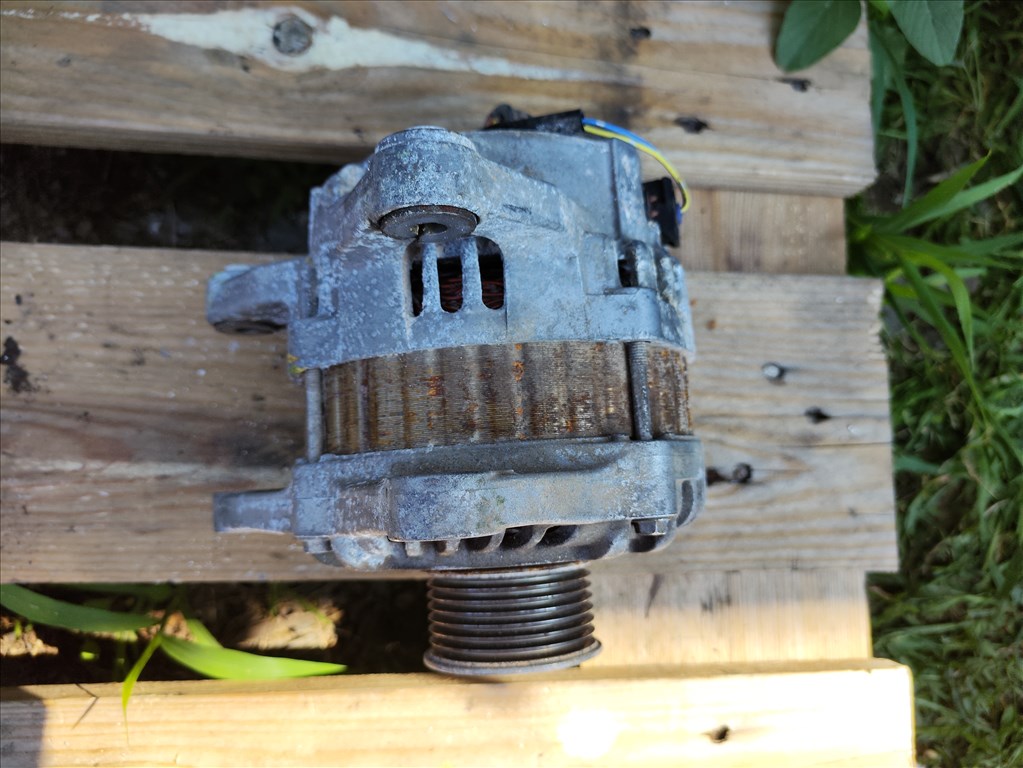 Nissan Qashqai (J10) 1.6 generátor  23100bc00a 3. kép