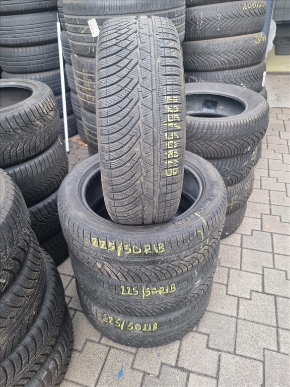  225/5018" újszerű Michelin Pilot Alpin PA4 téli gumi 4db  3. kép