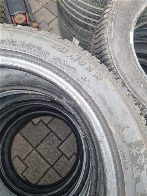  225/5018" újszerű Michelin Pilot Alpin PA4 téli gumi 4db  5. kép