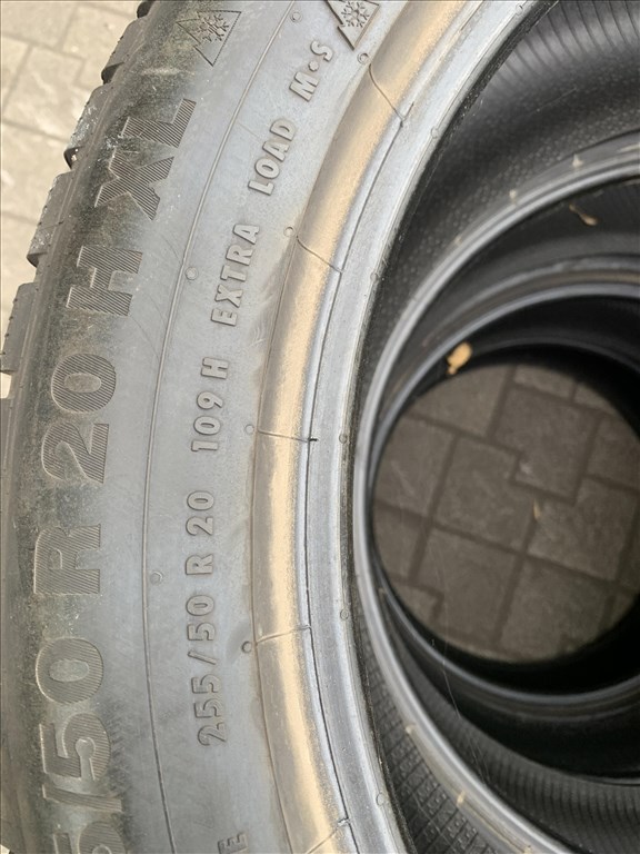  255/5020" újszerű Continental téli gumi  3. kép