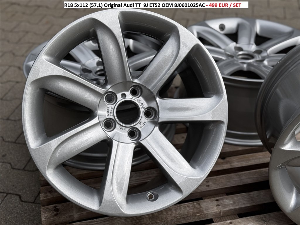 R18 5x112 (57,1) Original Audi TT  9J ET52 OEM 8J0601025AC gyári alufelnik felnik 1. kép