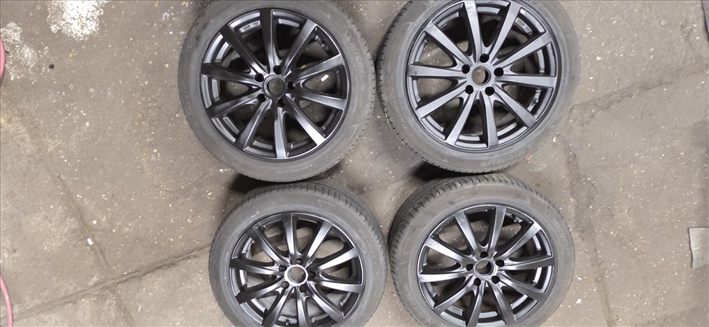  5x114.3 lyukosztású 18" használt Platin alufelni, rajta 225/50 újszerű Michelin gumi  1. kép