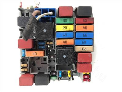 Biztosítéktábla      - GIULIETTA - BO.51867697, 51849419 -  - Bontott Alfa  51867697