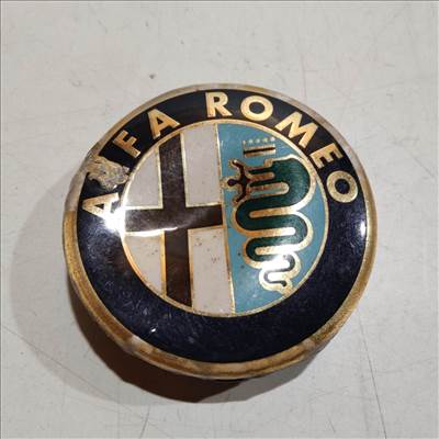 201957 Alfa Romeo 145,146, 147,156,166,Gt alufelni közép kupak a képen látható állapotban 60652886