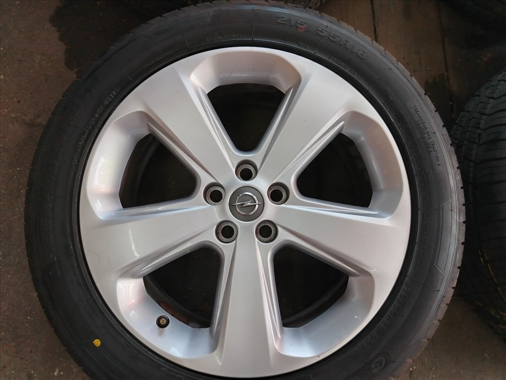  OPEL MOKKA 5x105 18" aluufelni, 215/55 új Linglong nyári gumi gumi *ár/szett 3. kép