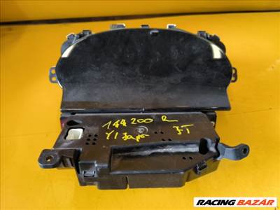 Toyota Yaris (XP10) kilóméteróra  8380052120