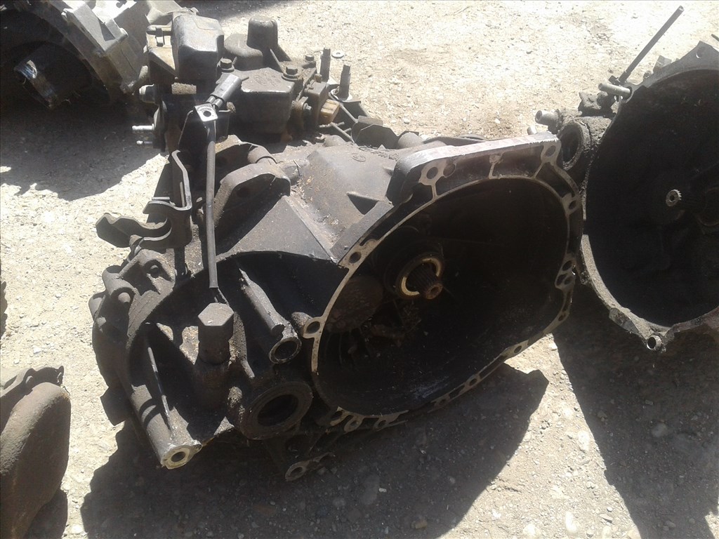 Ford Mondeo Mk2 sebességváltó  2. kép